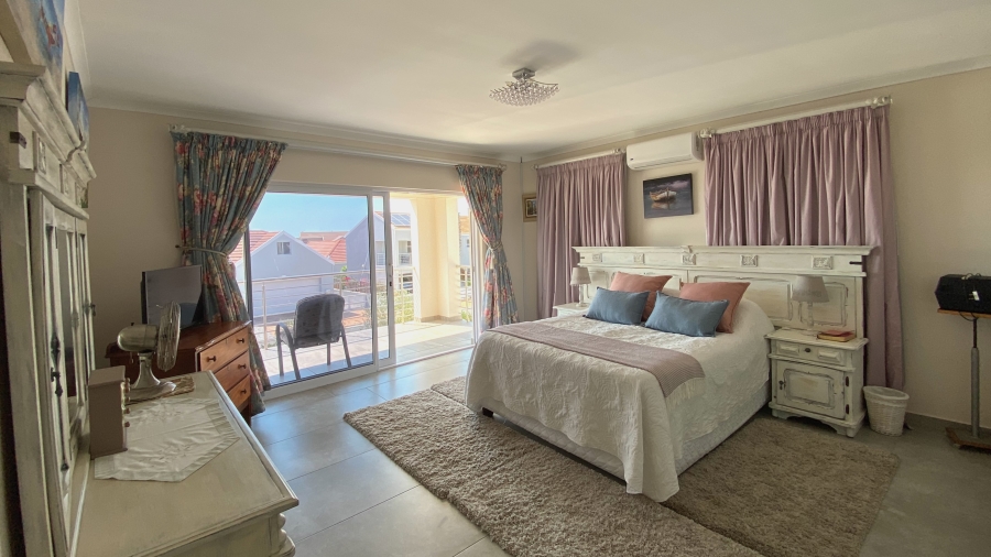 4 Bedroom Property for Sale in Port Owen Western Cape